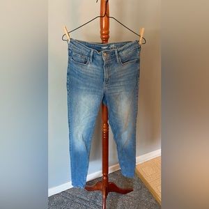 Old Navy light wash jeans